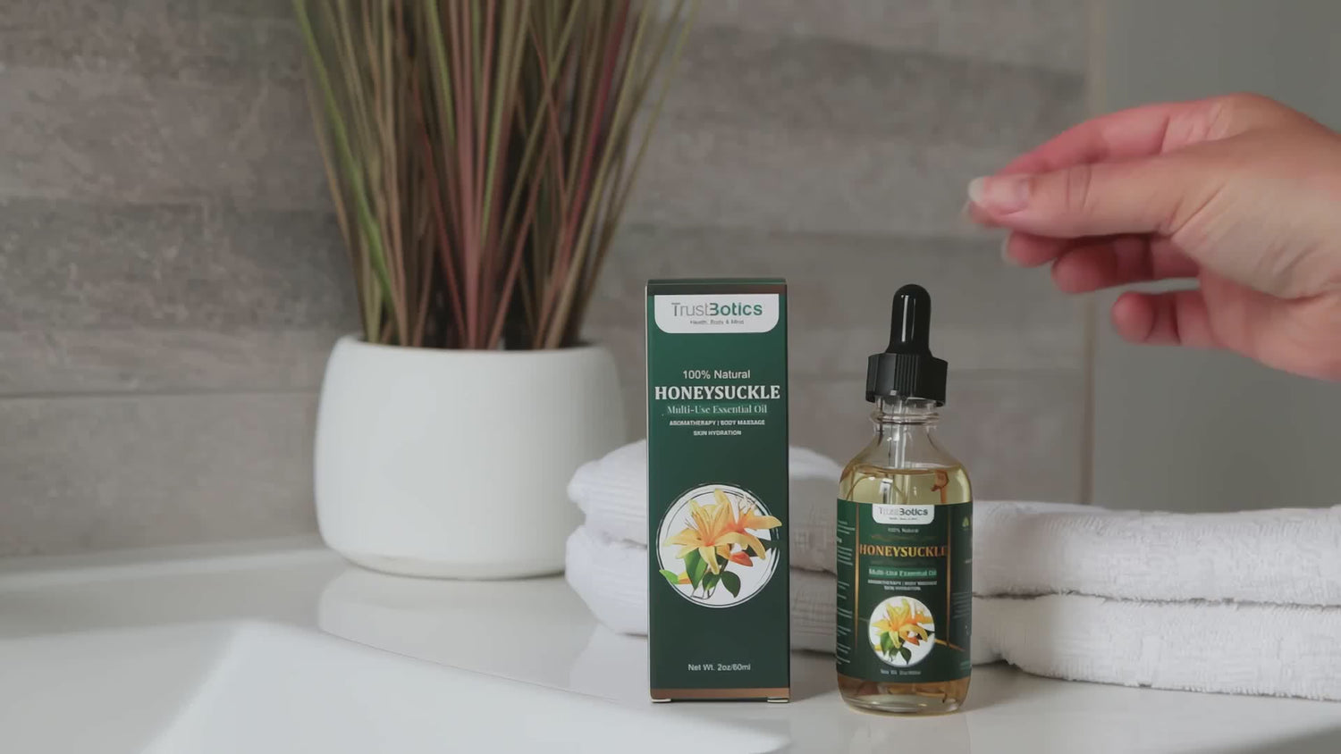 Honeysuckle Bloom | Essential Oil for Radiant Skin &amp; Daily Delight