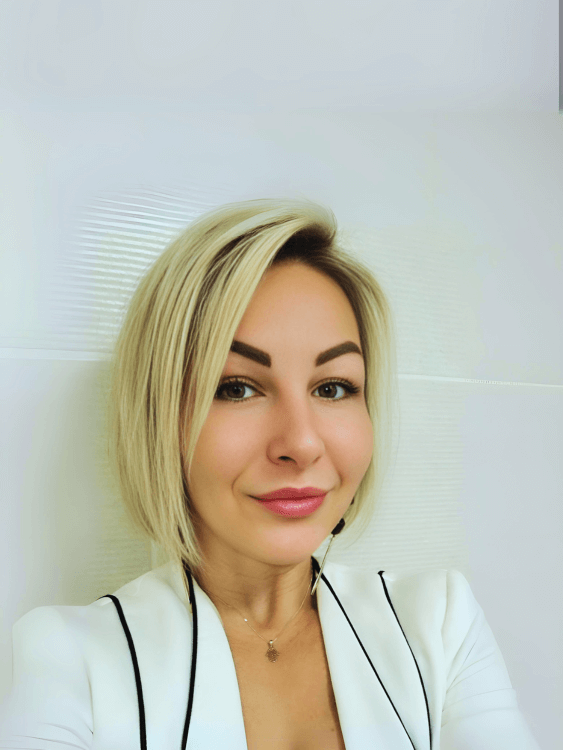 Izabela Bajenska-Kruszewska founder of TrustBotics wellness brand sharing the philosophy behind natural aromatherapy rituals and self care
